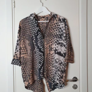 Rive Island kortärmad skjorta - Strl S