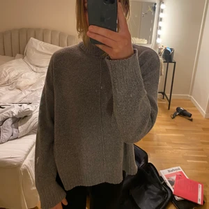 Tröja - Så så så fin polotröja köpt på Nelly från märket noisy may.