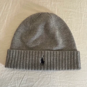 Polo mössa grå one size  - 200kr incl frakt.