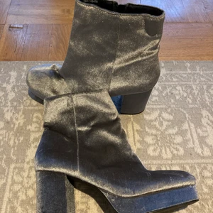 Sammet stövletter 42 - Sammet stövletter size 42