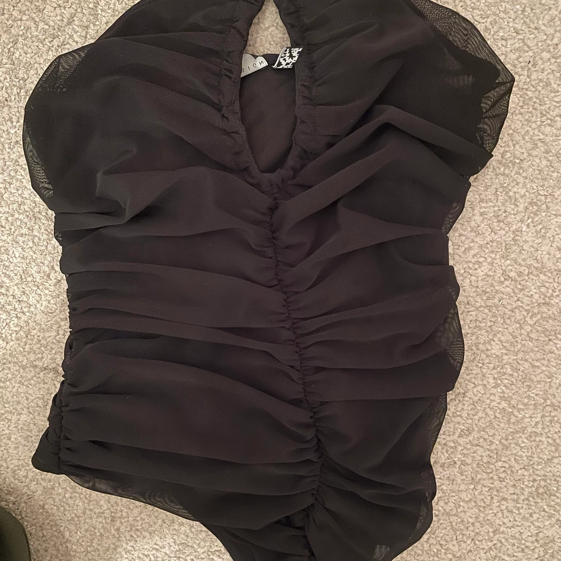 Urringad festtopp - 91