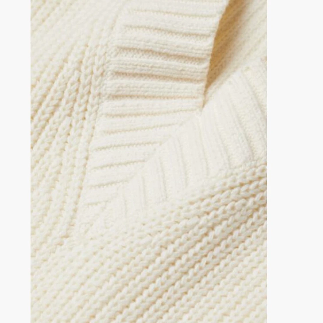 Vit stickad slipover/väst - 91