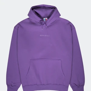 District fortysix hoodie NY - Lila fin hoodie från märket District fortysix, helt oanvänd. 