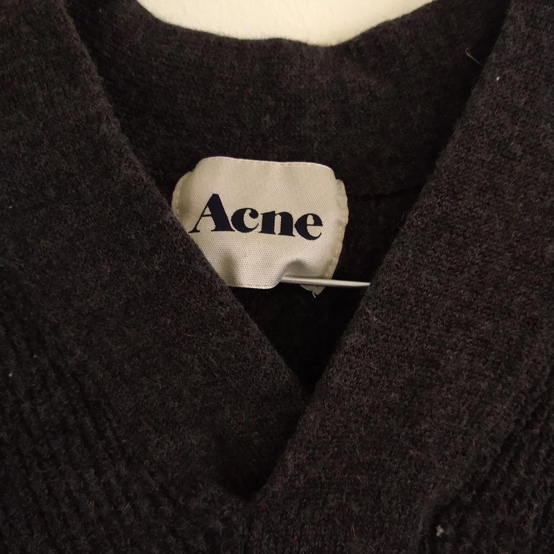 Acne grå stickad tröja - 91