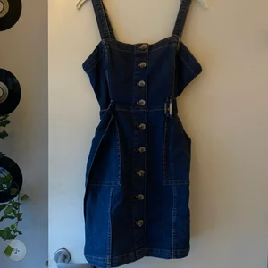 Klänning - Superfin Jeans klänning. Frakt 66kr