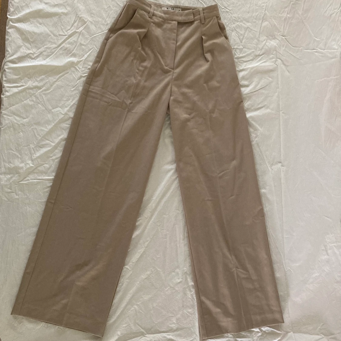 Beiga kostymbyxor - 90