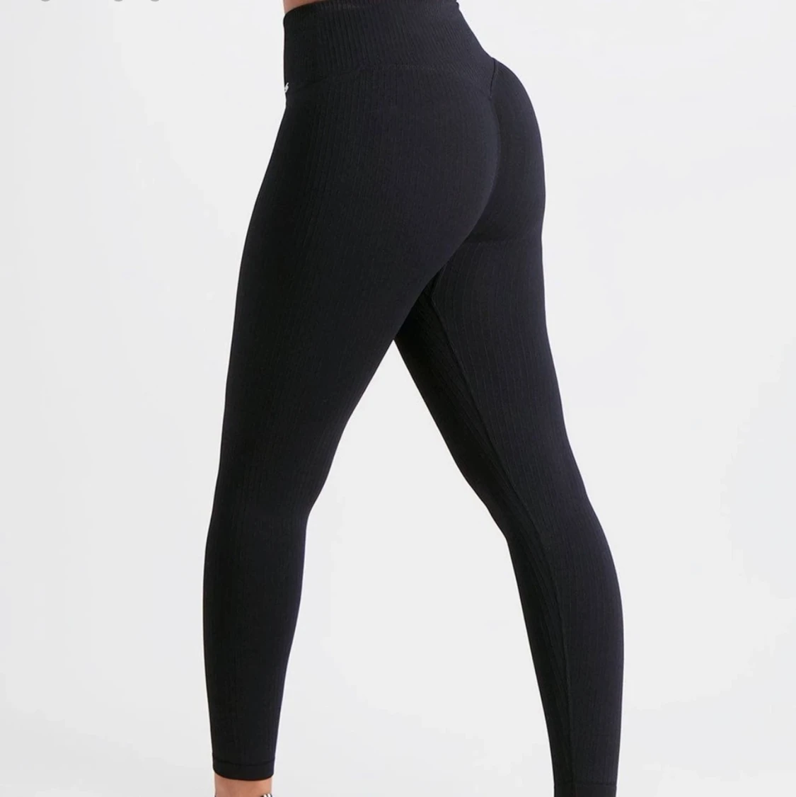 Aimn seamles tajta  - 90