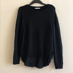 Weekday stickad kofta mer skjorta  - Fin kofta med skjorta från Weekday 