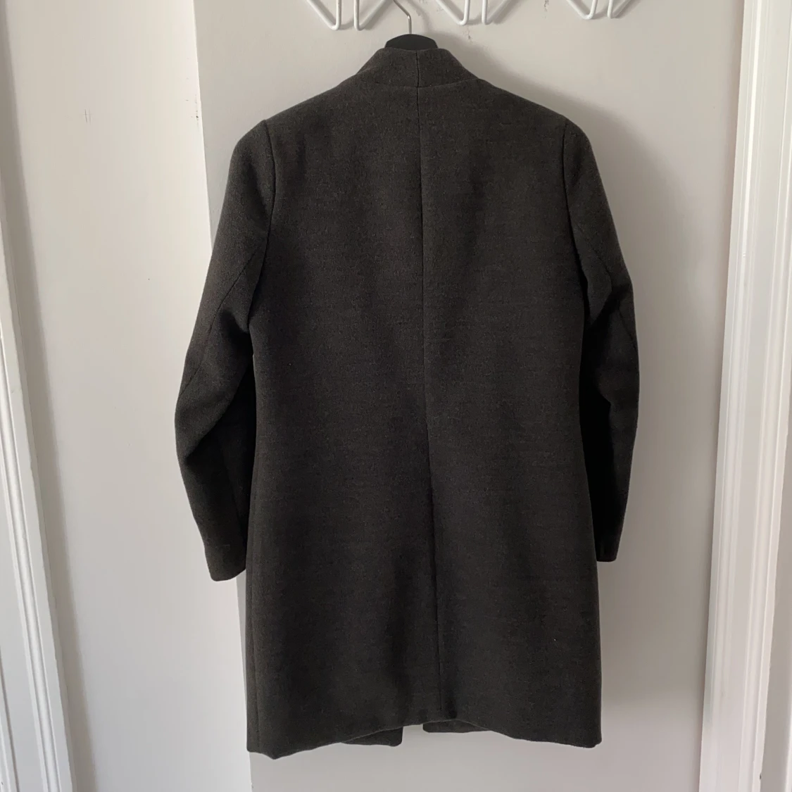 Mörkgrå Kappa - 90