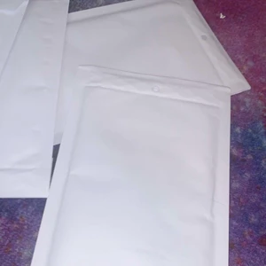 Bubble mailer - Fina nya 