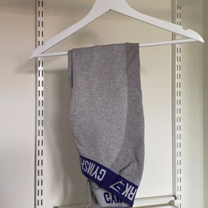 Gymshark tights - Ett par gråa Gymshark tights som aldrig kom till användning!