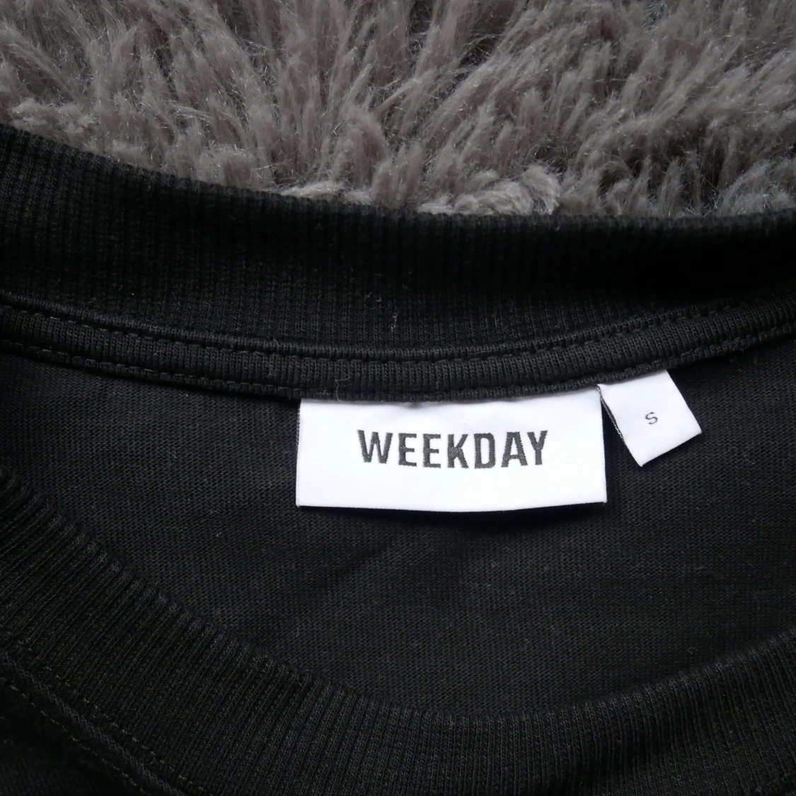 Weekday sweatshirt strl S - 90