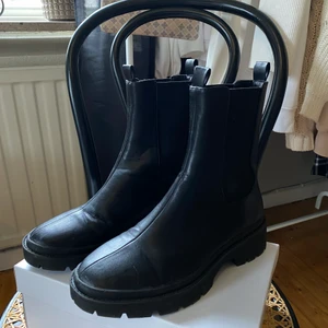 Boots - Boots från nelly.com, storlek 38. Använd fåtal gånger. Köpare står för frakt. 