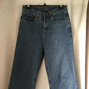 jeans, scout, size 27, optimal condition!! - these jeans are almost new, i didn’t use them a lot so they are in perfect conditions and the product is from an high quality brand! I PAY HALF OF THE SHIPPING PRISE