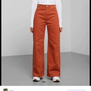 Jeans - Ace jeans från weekday, fint skick🤍 bilderna är från hemsidan 