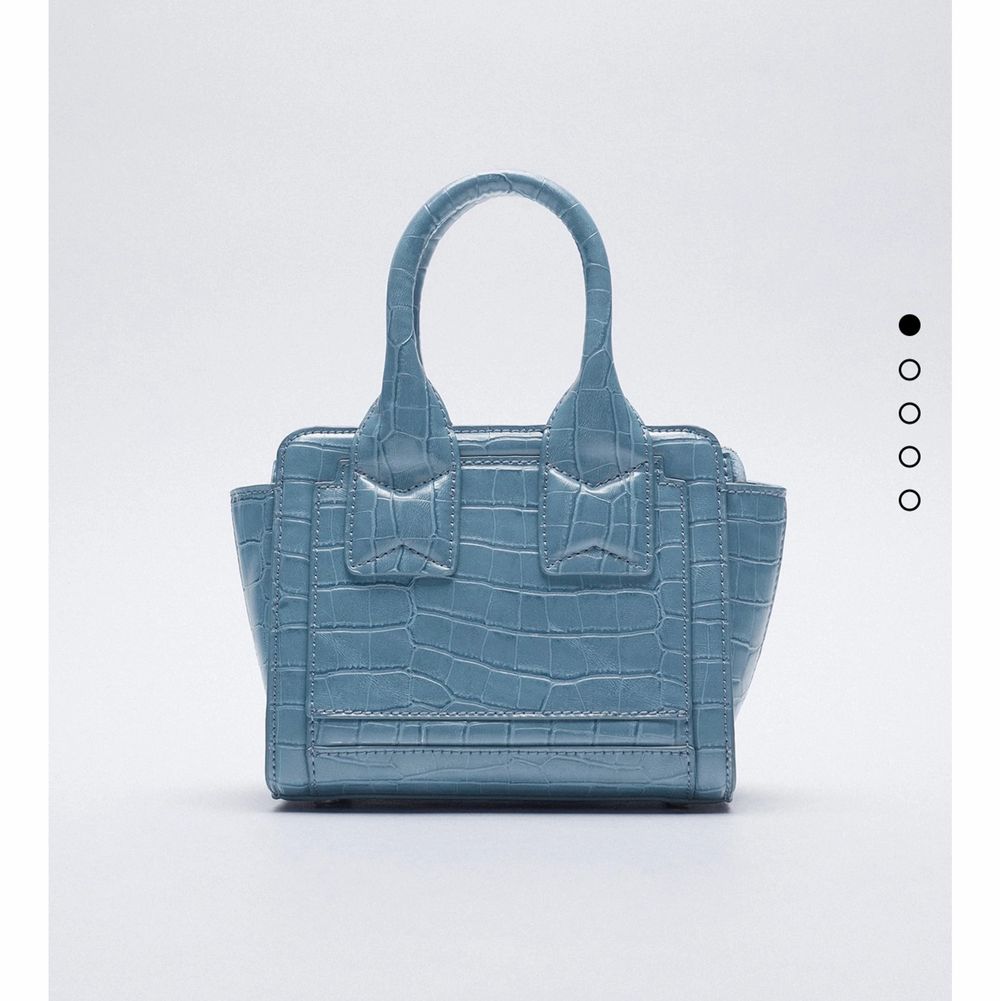 Blå liten väska - Zara | Plick Second Hand