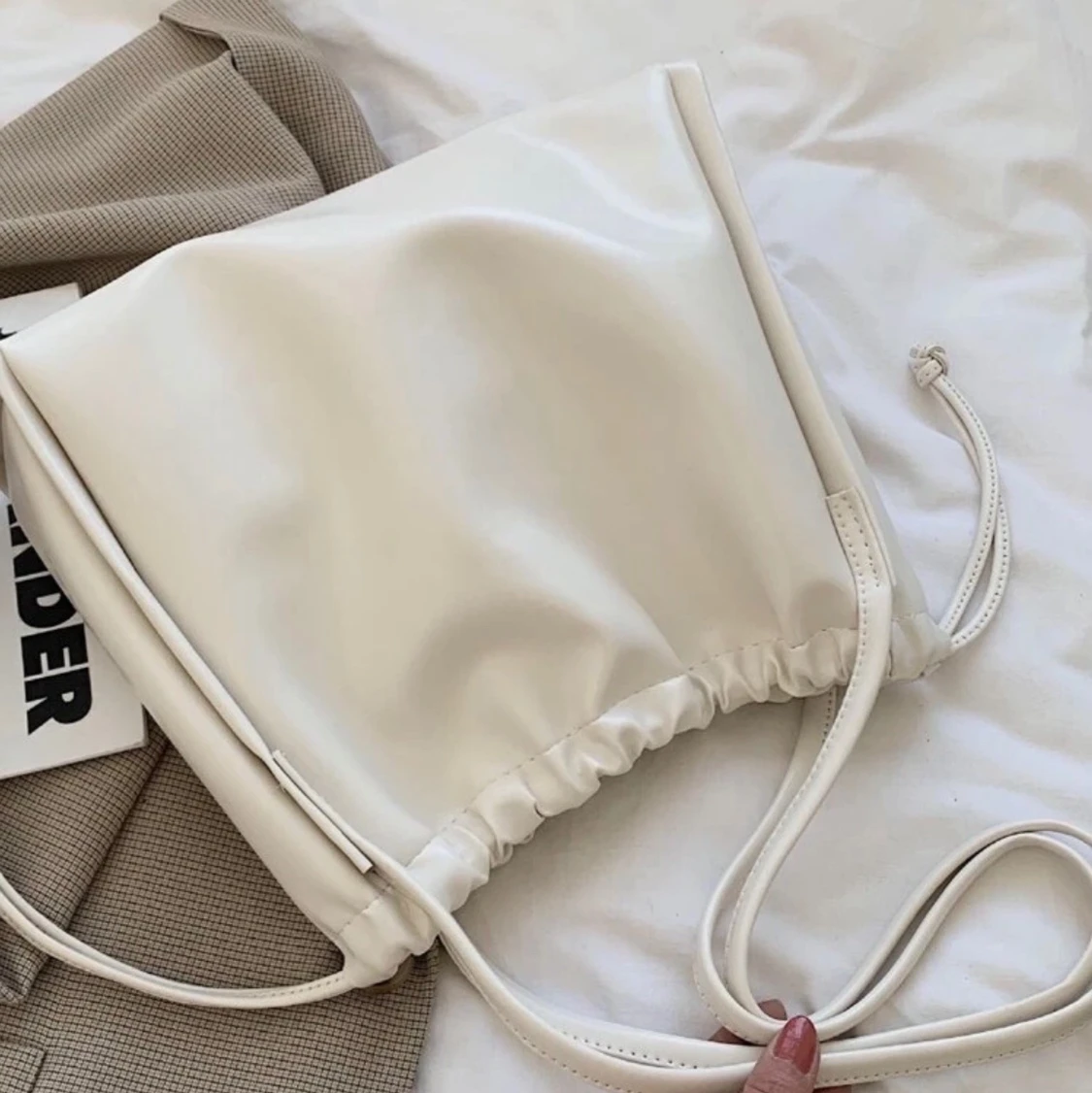 Väska med dragsko - 90