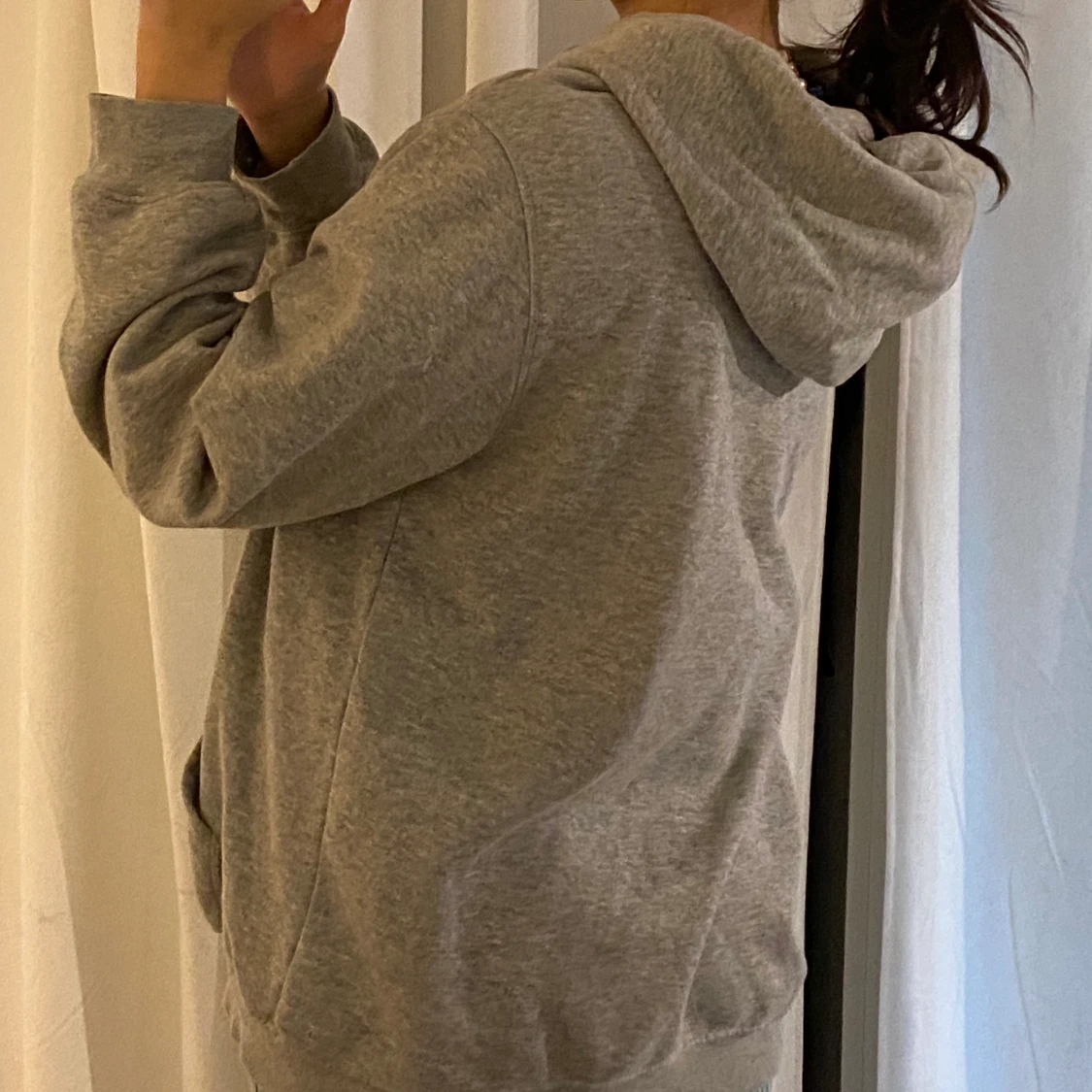 Grå hoodie - 90