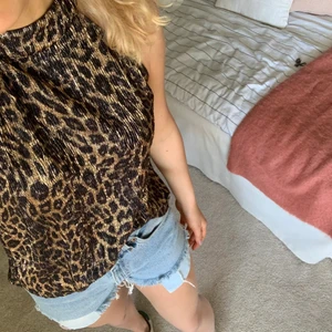 Topp från Zara - Fest topp från Zara i storlek M