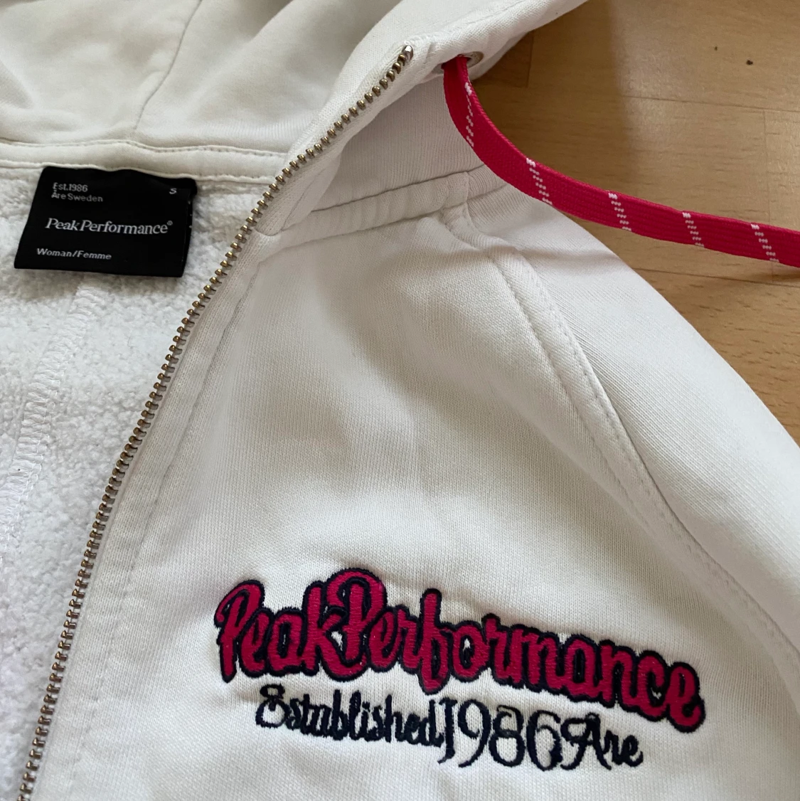 Peak Performance tröja