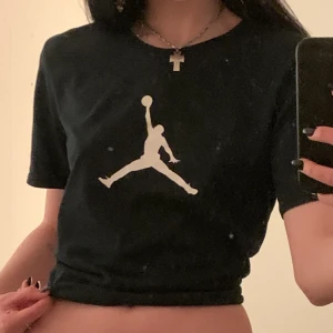 Jordan tshirt - Jordan tshirt storlek S/herr