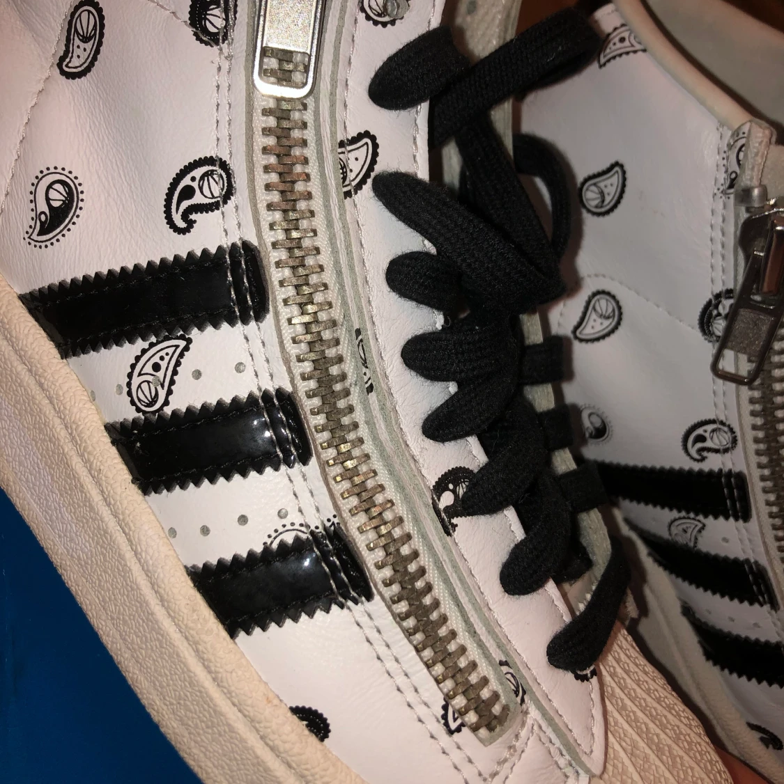 Unika adidas, strl: 36 2/3 - 91