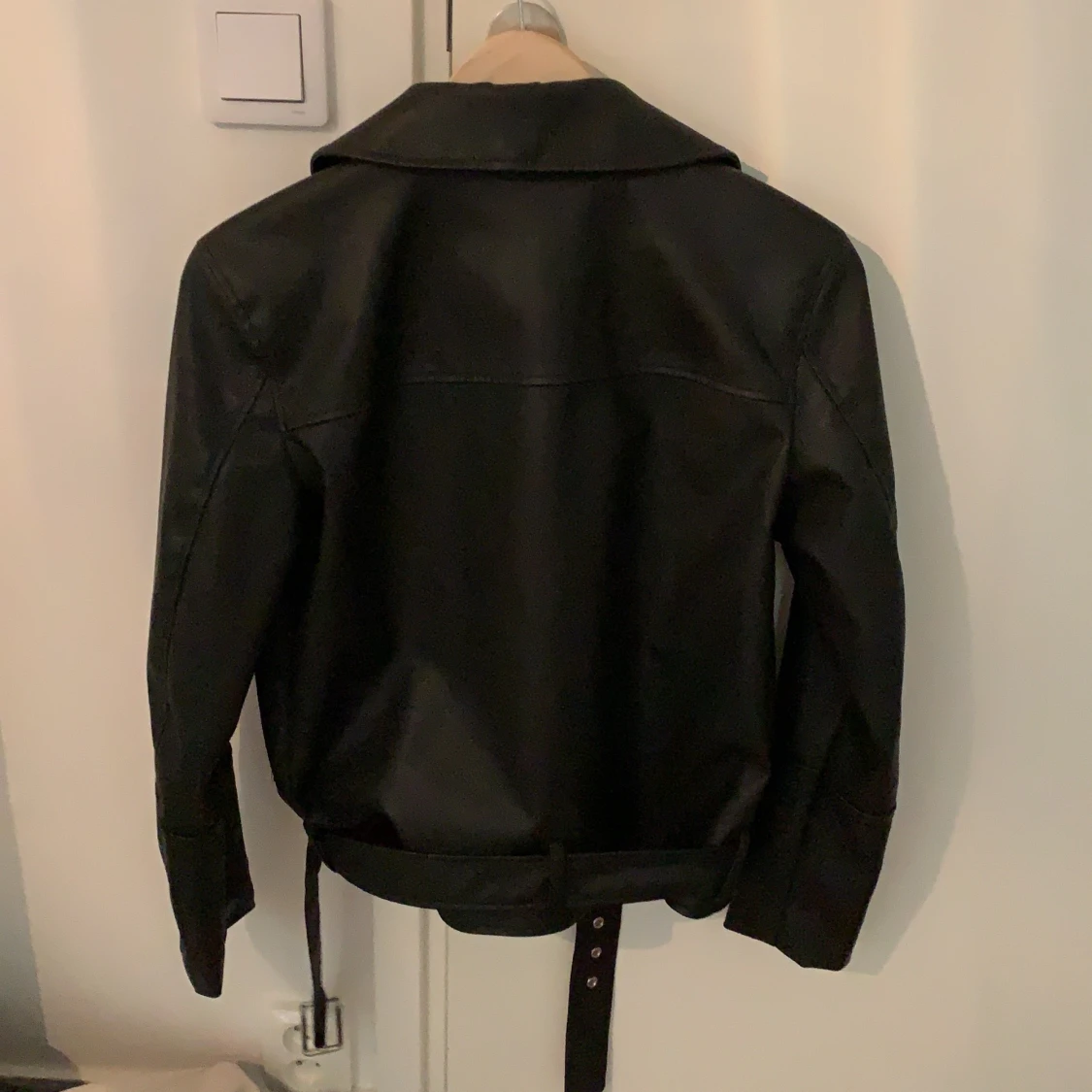 Populär bikerjacka från HM - 90