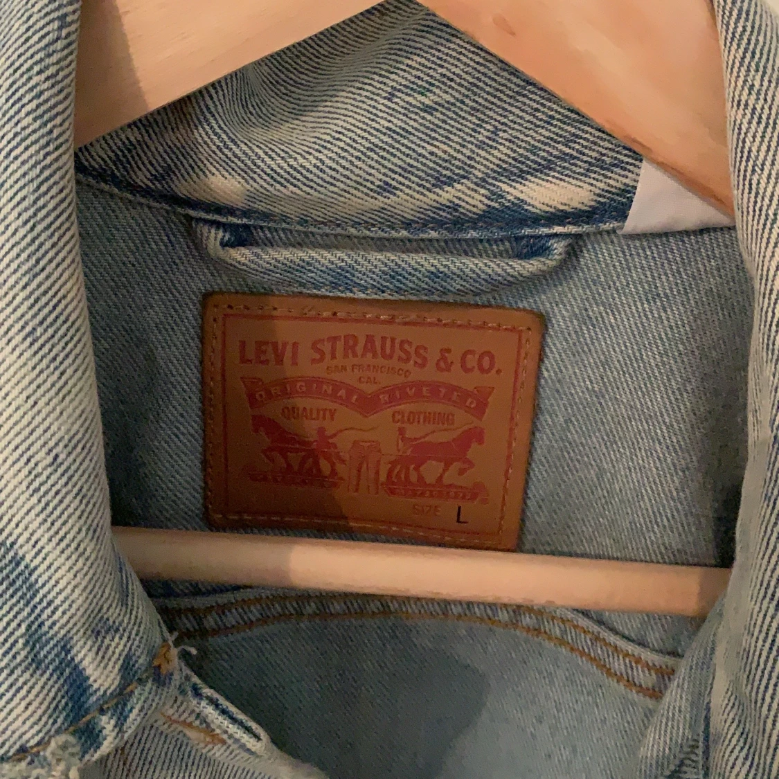 Blå jeansjacka - 91