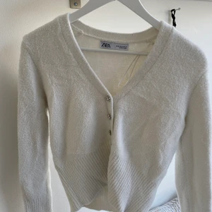 Vit tröja från zara - Använd1 gång 