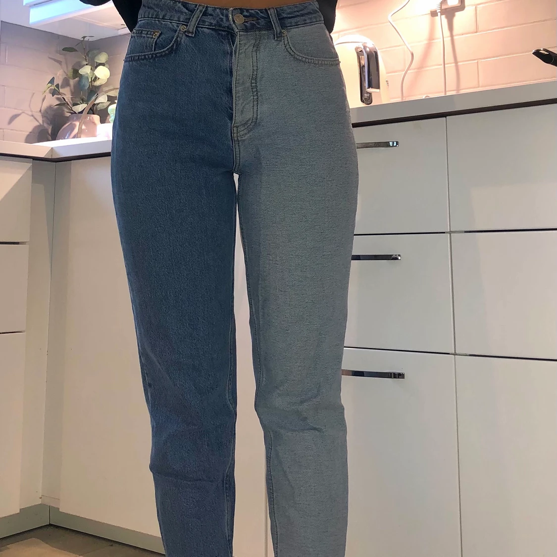 NA-KD trendiga jeans med loose fit