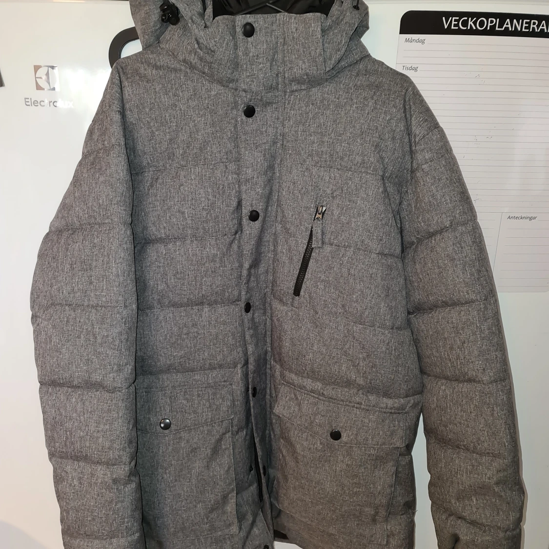 NY! Jättefin, grå,vinterjacka 