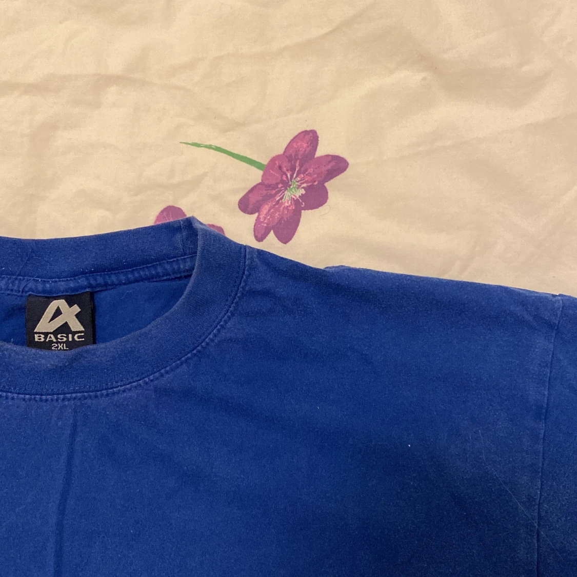 En blå tröja👕🧵🔵👔🥣🟦🔹🔷🚹🛂 - 91