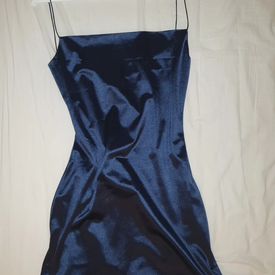 Marinblå sidenklänning - 90