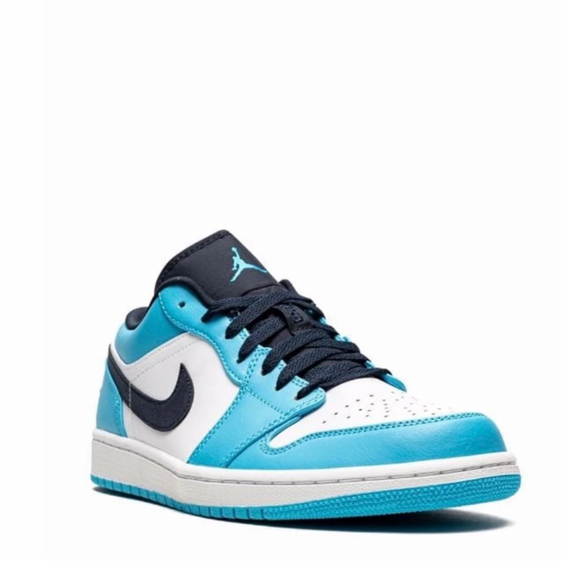 Jordan 1 low unc 2021 (trade och säljs)