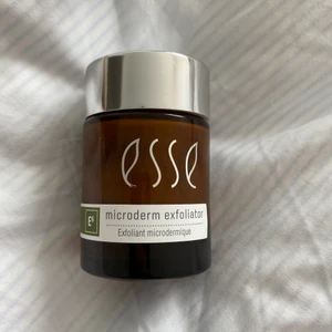 Esse microderm exfoliator - Esse microderm exfoliator. Testad två ggr. Nypris 499kr