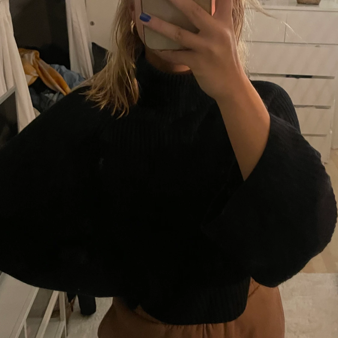 Svart stickad tröja - 91