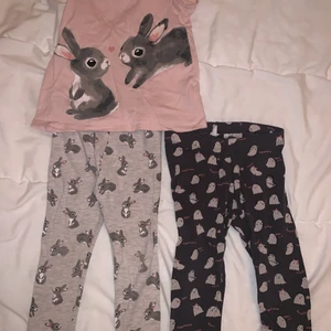Barn kläder  - Två byxor & en tshirt, använda men fortfarande i fint skick. 