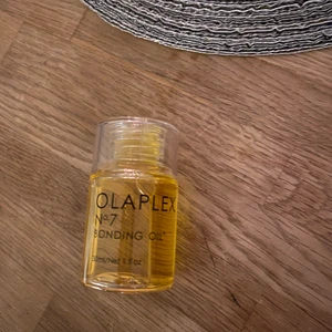 Olaplex no 7 bonding oil - Olaplex no 7 bonding oil
