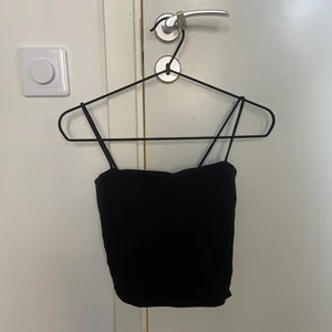 Gina Tricot linne strl XS - Passar till allt och sitter fint! 