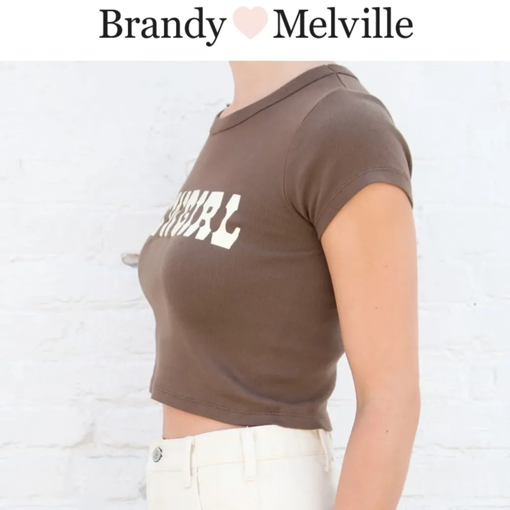 Intressekoll på denna Cow Girl tshirt från Brandy M! Vid bra pris säkjer jag denna. Lägsta pris 120kr +frakt⚡️ Använd 1 gång, stretchigt material som passar XS-M. T-shirts.