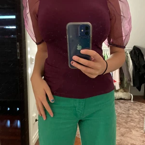 puffarm tröja  - puffarmströja i en fin lila färg. aldrig använt men snygg! 