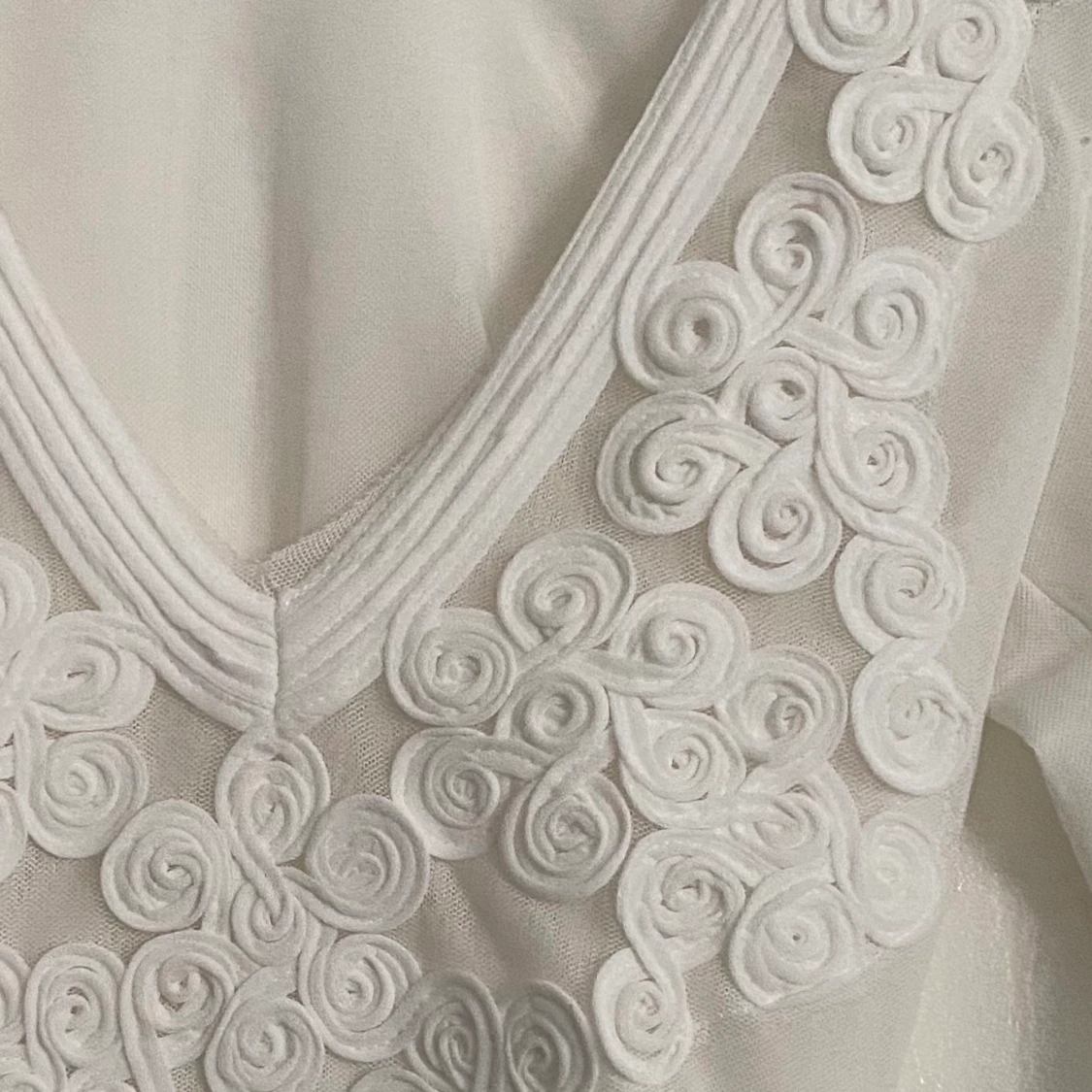 Vit body storlek Xs. 