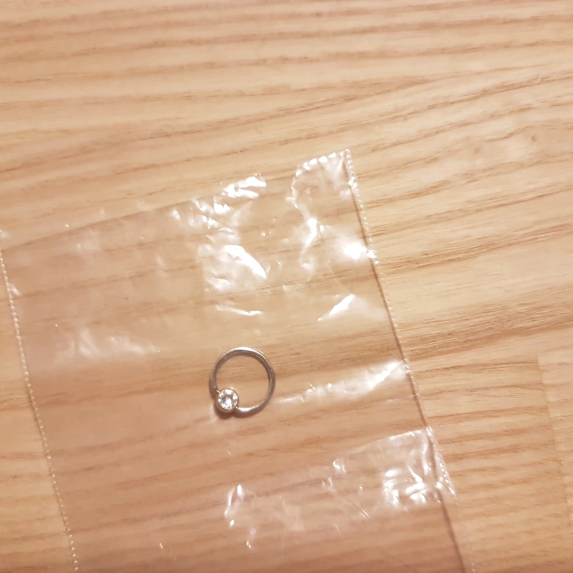 Oanvänd piercing  - 90