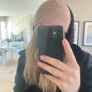 Mössa - Mössa från Hm säljs för endast 30kr aldrig använd 