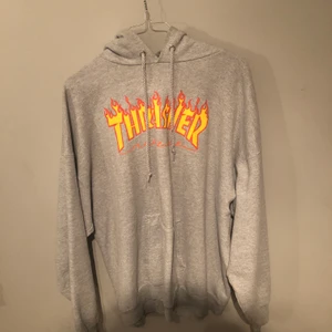 Thrasher hoodie  - Grå Thrasher hoodie
