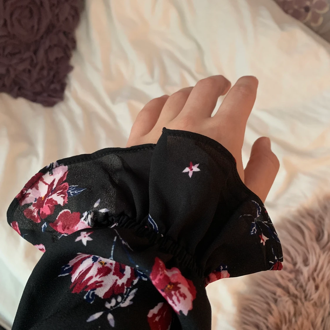 Gullig offshoulder topp  - 90