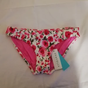 Bikini underdel av märket Seafolly - Helt ny bikiniunderdel, fortfarande med prislappar kvar. 