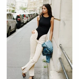 Nya flare jeans zara  - Helt nya flares från zara. Storlek 40. /) 