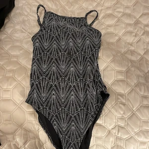 Fest body - En glittrig fest body 