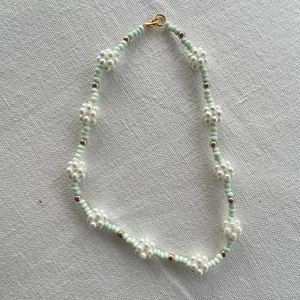 Halsband - Handgjort 